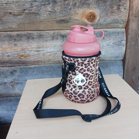 HydroJug Pink 73oz  With Cheetah Print Sleeve, Strap, Straw Half Gallon - Picture 1 of 5
